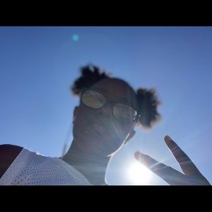 Meet your Posher, Desirae